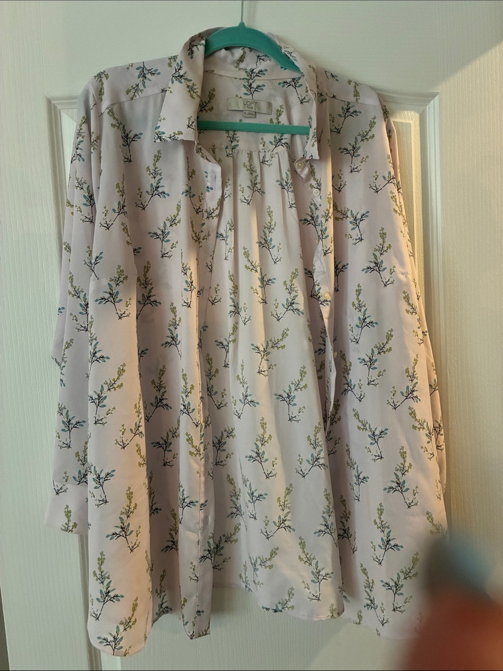 LOFT Pale Pink Floral Button-Up Blouse